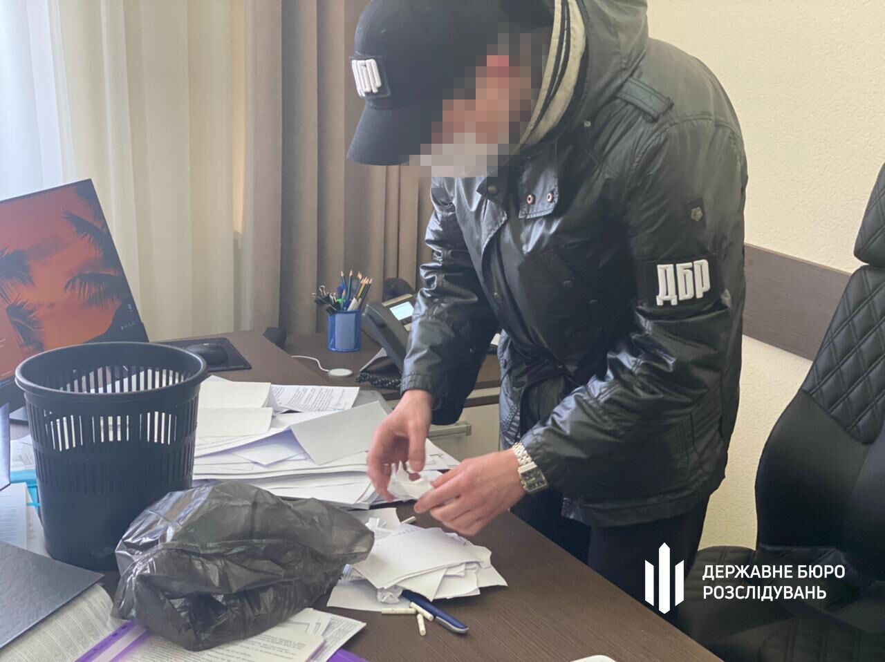 Правоохранители провели обыск