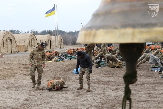 Женщина-военнослужащий впервые прошла отбор в ССО ВСУ, - пресс-служба Учебно-тренировочного центра 03 Женщина-военнослужащий впервые прошла отбор в ССО ВСУ, - пресс-служба Учебно-тренировочного центра 03