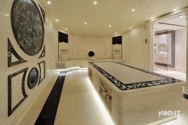  ACE. / yachtharbour.com