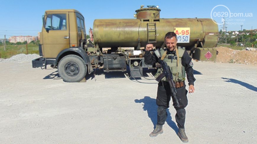 Батальон «Днепр -1» и «Мариупольская Дружина» опасно пересеклись на продаже бензина (ФОТОРЕПОРТАЖ) (фото) - фото 14