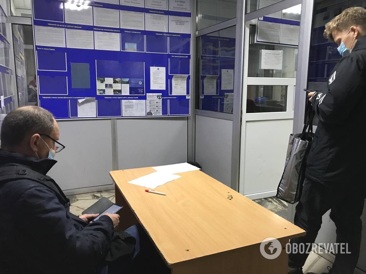 Obozrevatel обратился в полицию, чтобы узнать, кто стоит за продажей спецпропусков.