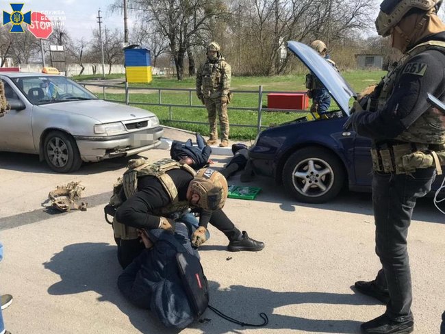 Группировка, подделывающая паспорта стран ЕС, разоблачена на Киевщине, - СБУ 02 dqxikeidqxidqrant