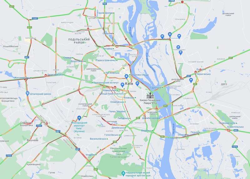 В Киеве пробки парализовали движение на дорогах. dqxikeidqxidqrant