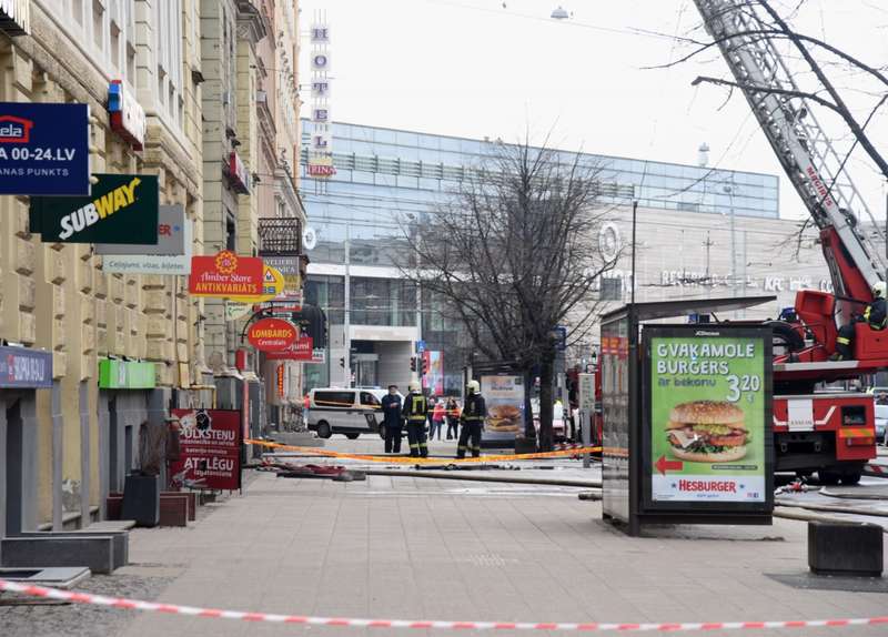 В Латвии произошел пожар в хостеле: много погибших. Фото и видео