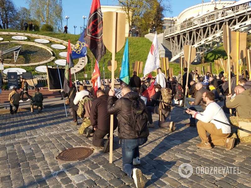 Марш завершился на Майдане Независимости.