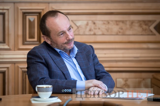 Глава Гостаможслужбы Павел Рябикин: Под санкции СНБО попала видимая часть айсберга контрабанды 07 Глава Гостаможслужбы Павел Рябикин: Под санкции СНБО попала видимая часть айсберга контрабанды 07