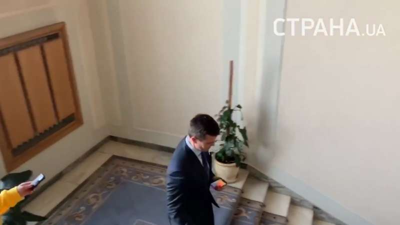 Тищенко в кулуарах Верховной Рады dqxikeidqxidqrant