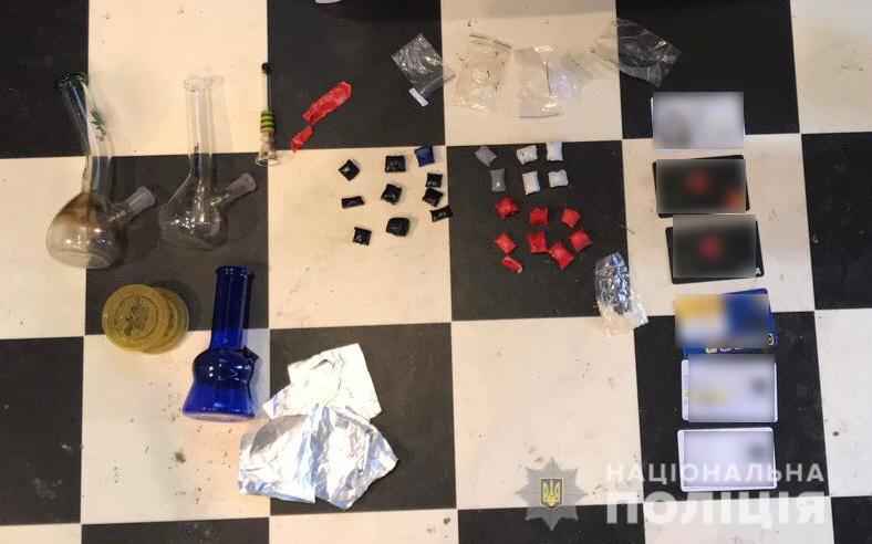 Скриншот: Полиция изъяла 26 свертков с психотропным веществом dqxikeidqxidqrant