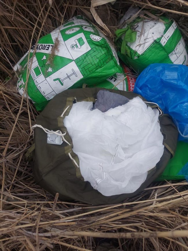             02 dqxikeidqxidqrant