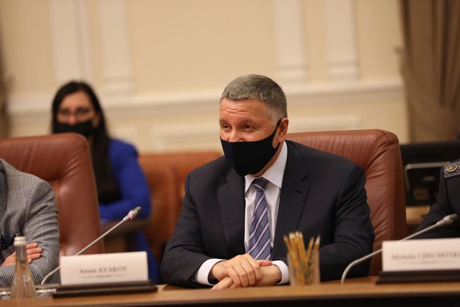 Украина и Франция заключили четыре соглашения на общую сумму 1,3 млрд евро 04 Украина и Франция заключили четыре соглашения на общую сумму 1,3 млрд евро 04