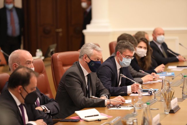 Украина и Франция заключили четыре соглашения на общую сумму 1,3 млрд евро 05 Украина и Франция заключили четыре соглашения на общую сумму 1,3 млрд евро 05