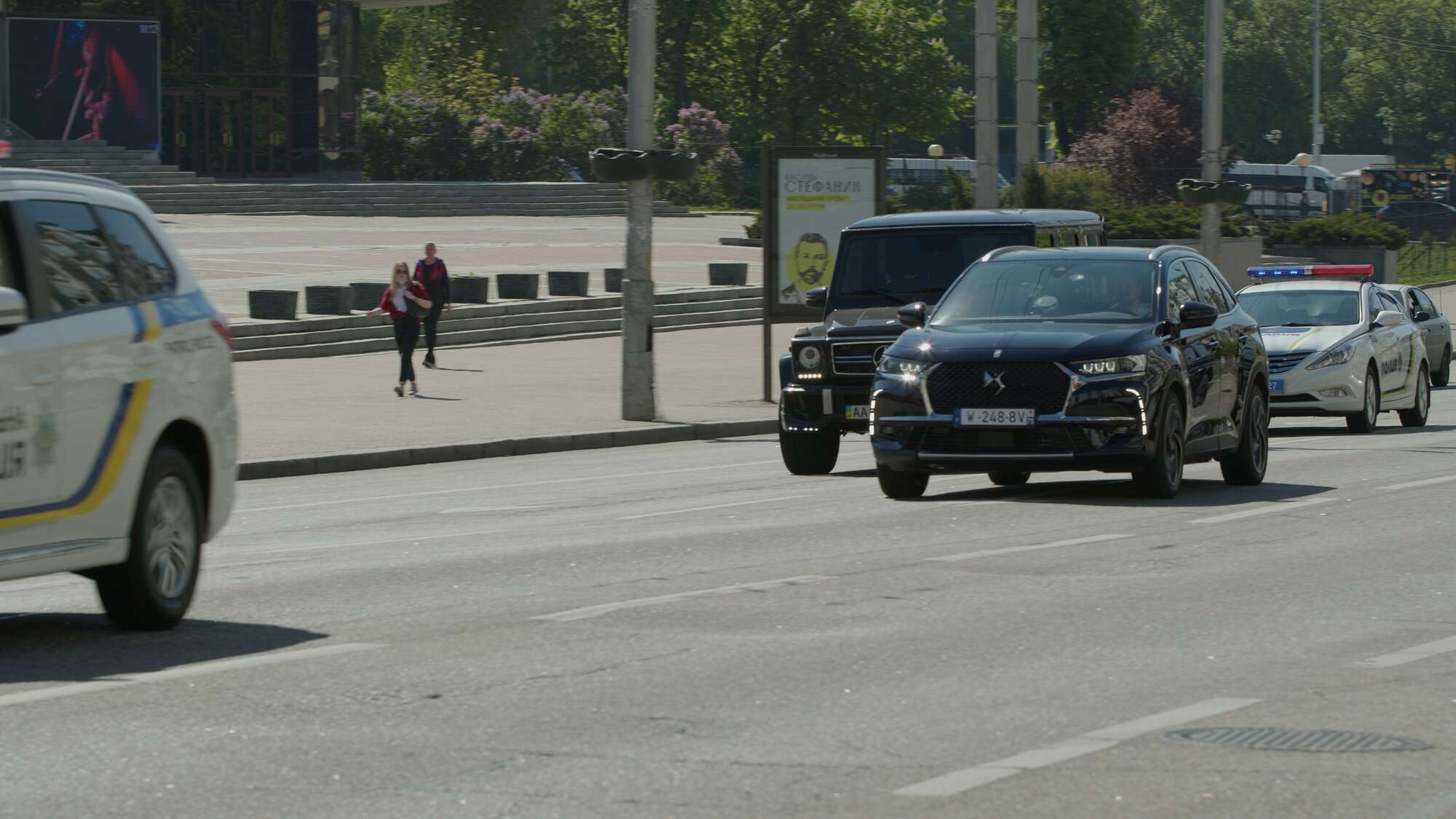 Пока неизвестно, чей это автомобиль dqxikeidqxidqrant