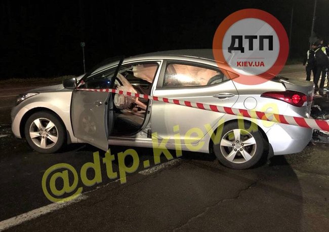 В результате столкновения автомобиля и мотоцикла погиб мужчина на Столичном шоссе, - Нацполиция 04 В результате столкновения автомобиля и мотоцикла погиб мужчина на Столичном шоссе, - Нацполиция 04