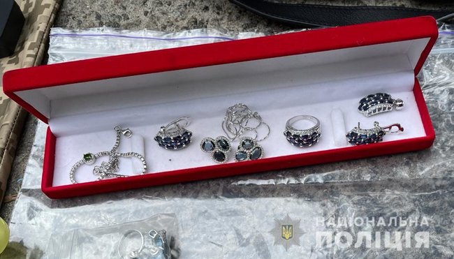 Задержана банда, занимавшаяся вооруженным разбоем и пытками, - Нацполиция 03 Задержана банда, занимавшаяся вооруженным разбоем и пытками, - Нацполиция 03