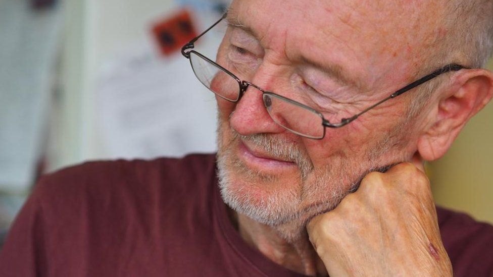 Британец Уильям Шекспир dqxikeidqxidqeant