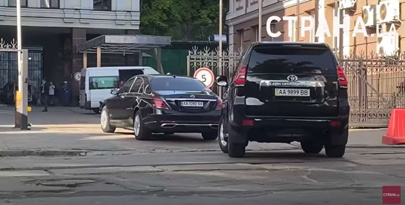 Супруга президента ездит на бронированном Mercedes S класса dqxikeidqxidqeant