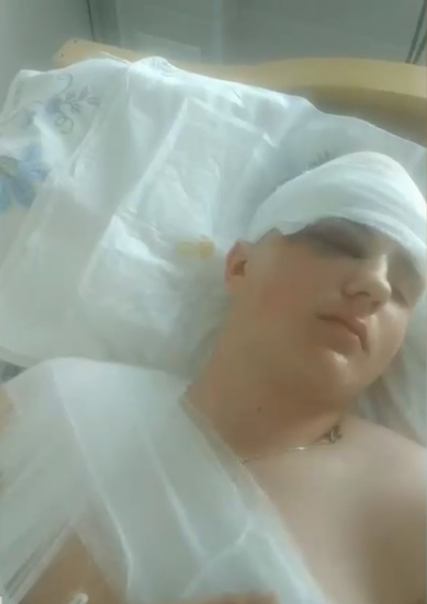 Парень в медикаментозной коме