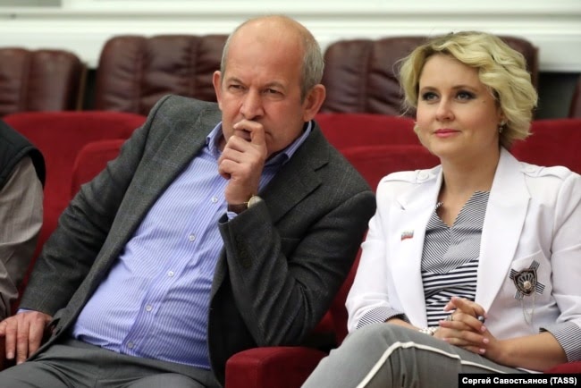        ,     dqxikeidqxidqrant