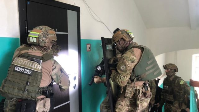 Исчез три года назад: в Ровно расстреляли и бросили на дно колодца мужчину dqxikeidqxidqrant