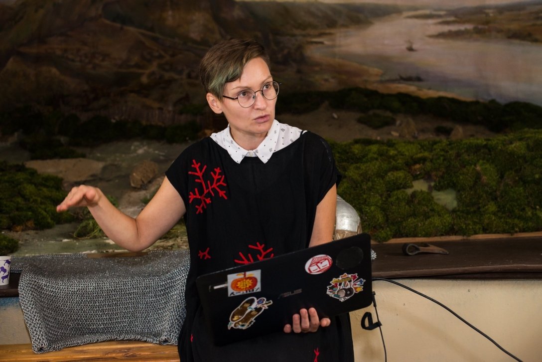 левитас моляр 004 Художница, Евгения Моляр