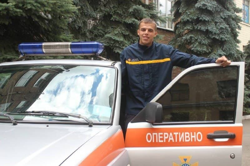 Александр Хоменко спас девушку от нападающего с ножом. dqxikeidqxidqrant