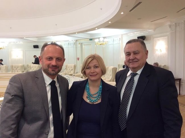 Роман Безсмертный: В Украине происходит лукашенкизации Зеленского и белорусизация Украины 13 Роман Безсмертный: В Украине происходит лукашенкизации Зеленского и белорусизация Украины 13