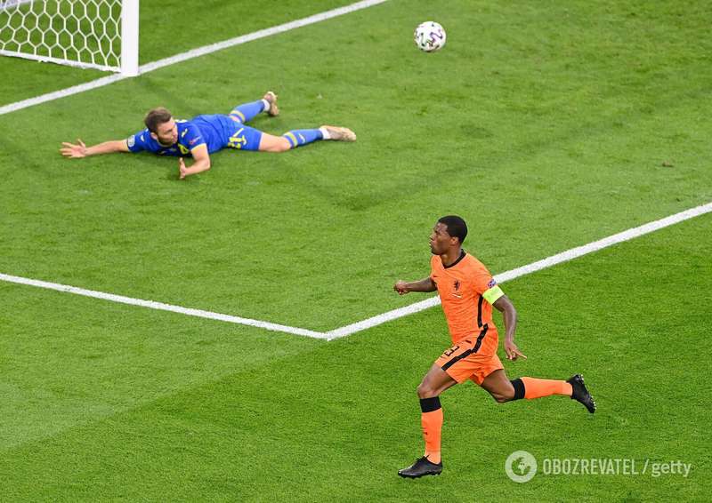 Вейналдум открыл счет в матче