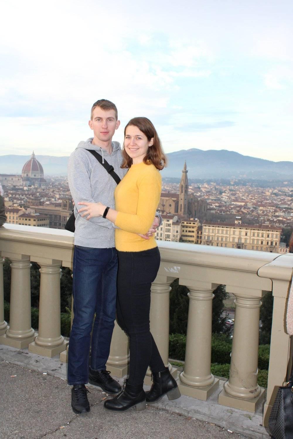 Парень два года назад женился