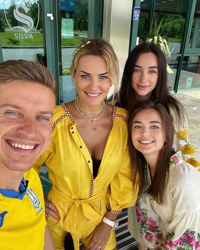 Дмитрий Поворознюк, Юлия Пятова, Маргарита Степаненко и Юлия Кривцова.