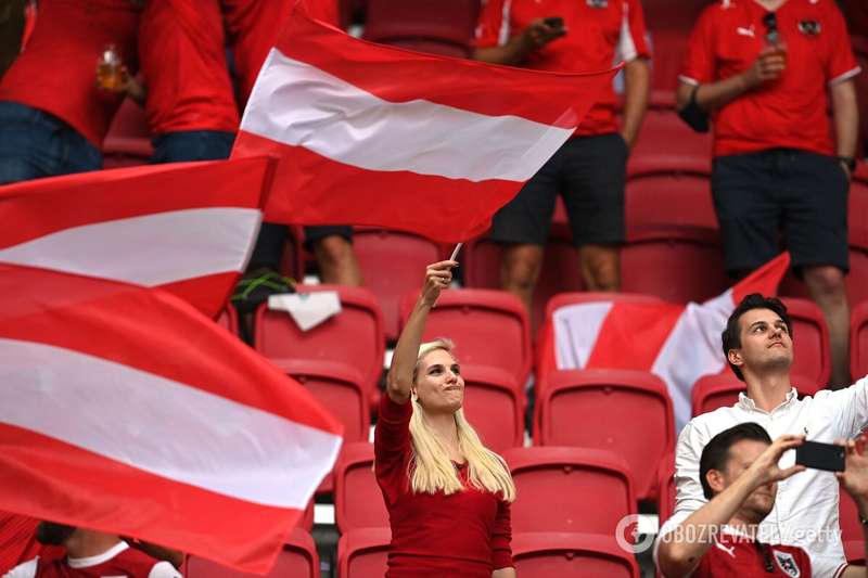 Болельщики сборной Автсрии.