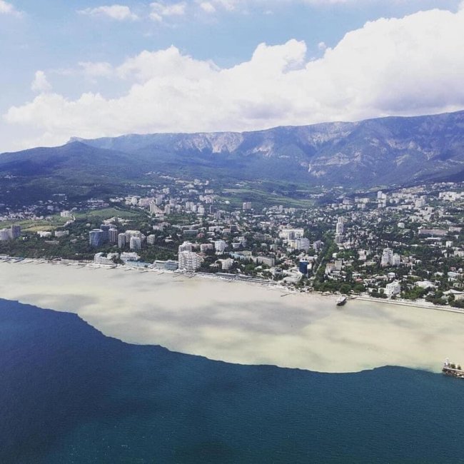 Ливни смыли в море нелегальные свалки оккупированной Ялты, - Фирсов 01 dqxikeidqxidqeant