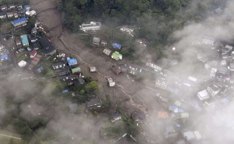 Улицы города после природного катаклизма