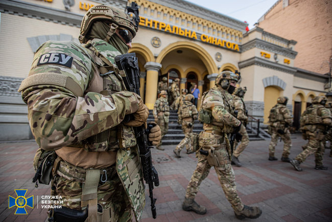 СБУ провела антитеррористические учения в хоральной синагоге Киева 05