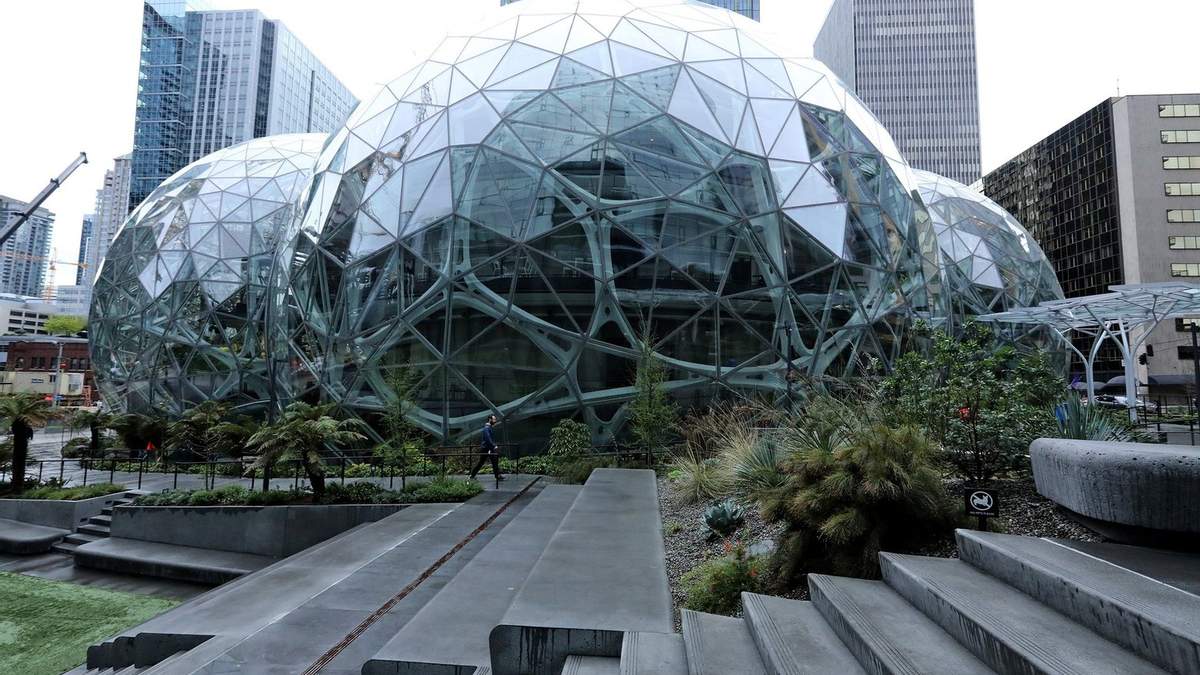 Из-за рекордной жары Amazon открыла центр охлаждения в Сиэтле dqxikeidqxidqeant