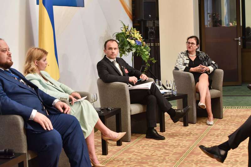 Встреча политиков