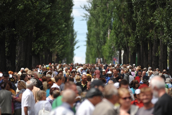 «Демократия по-новому»: власти Киева срывают мирные акции, оказывая давление на общественность