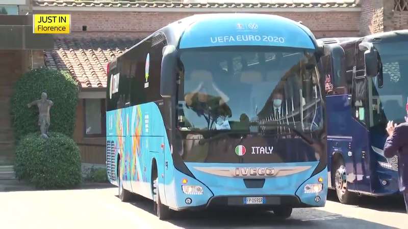 Автобус уехал без Виалли dqxikeidqxidqeant