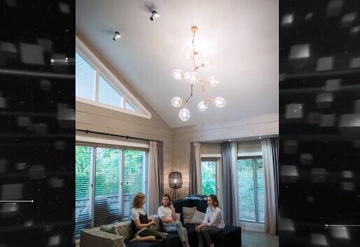 В доме Кравец высокие потолки