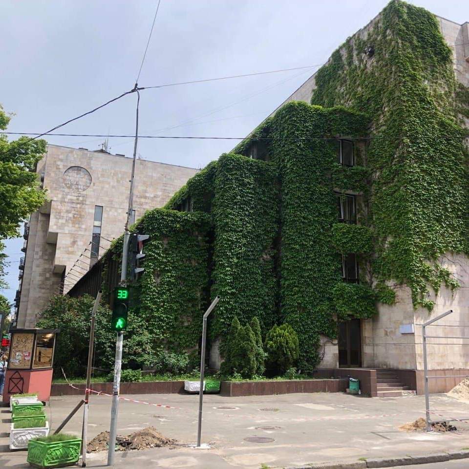 У Києві почали демонтаж будівлі dqxikeidqxidqrant