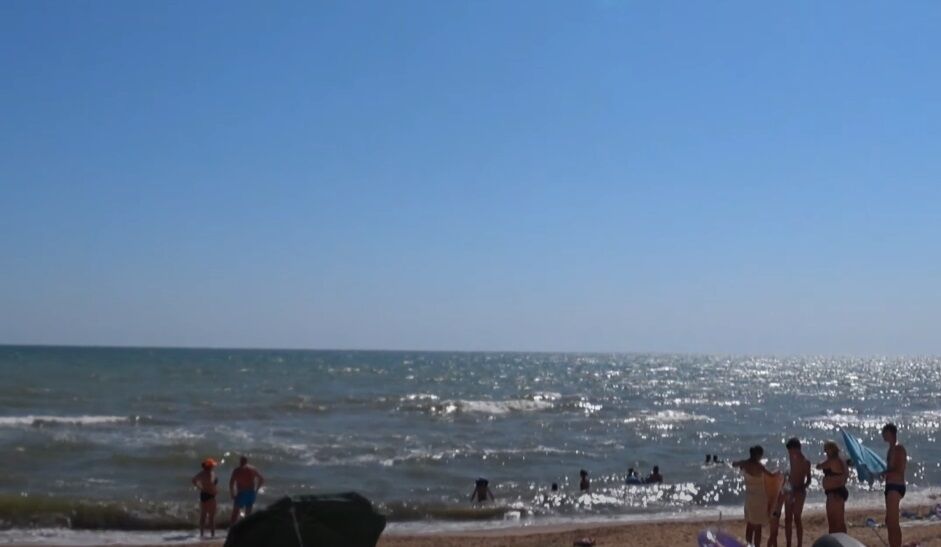 Пляж в Стрелковом.