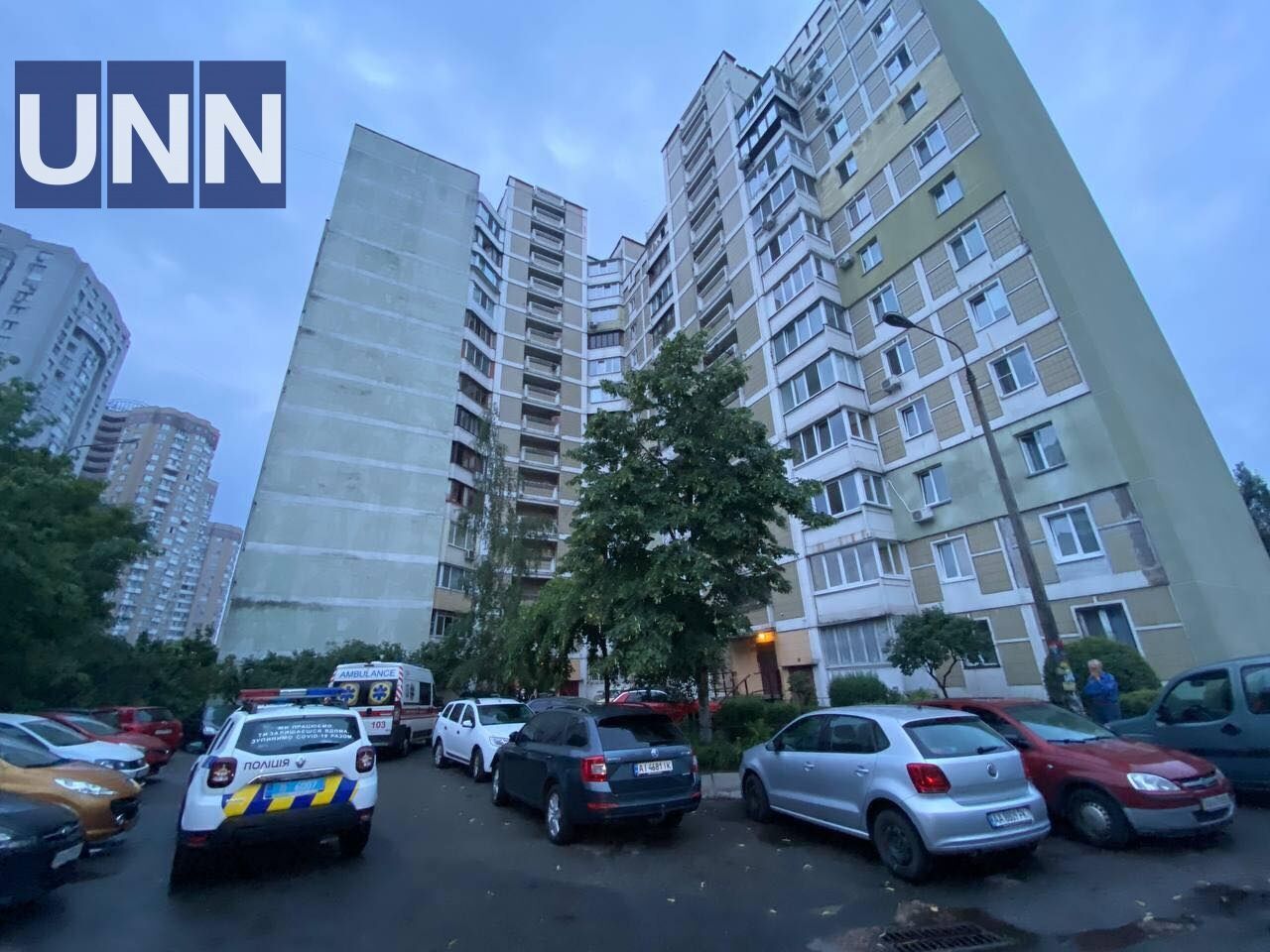 Мужчина упал с шестого этажа.