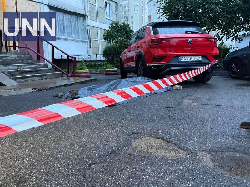 От полученных травм киевлянин скончался на месте происшествия.