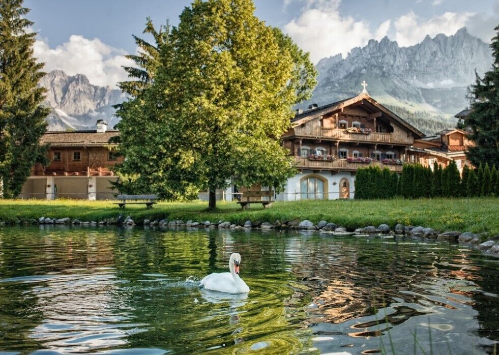 Как выглядит отель снаружи.