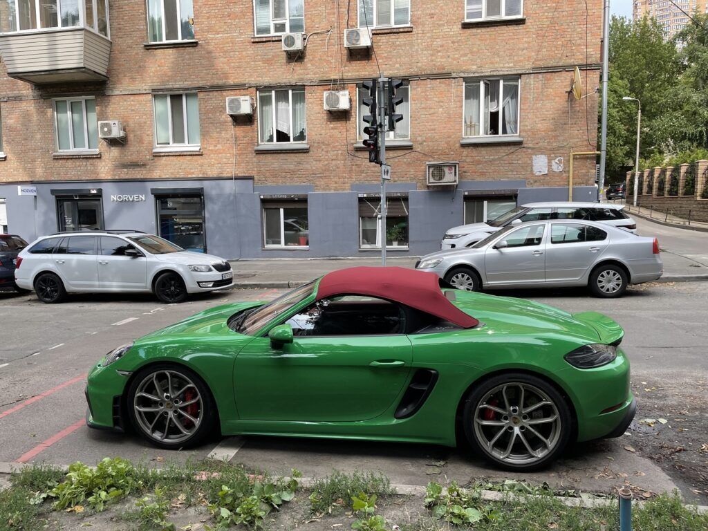 Porsche 718 Spyder обнаружили в Киеве dqxikeidqxiqrqant