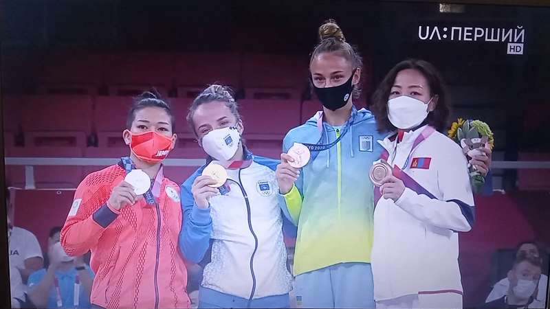 Дарья Белодед с остальными медалистами