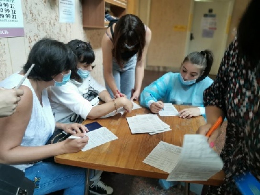 вакцинация, черновцы, запись, фото dqxikeidqxidqrant