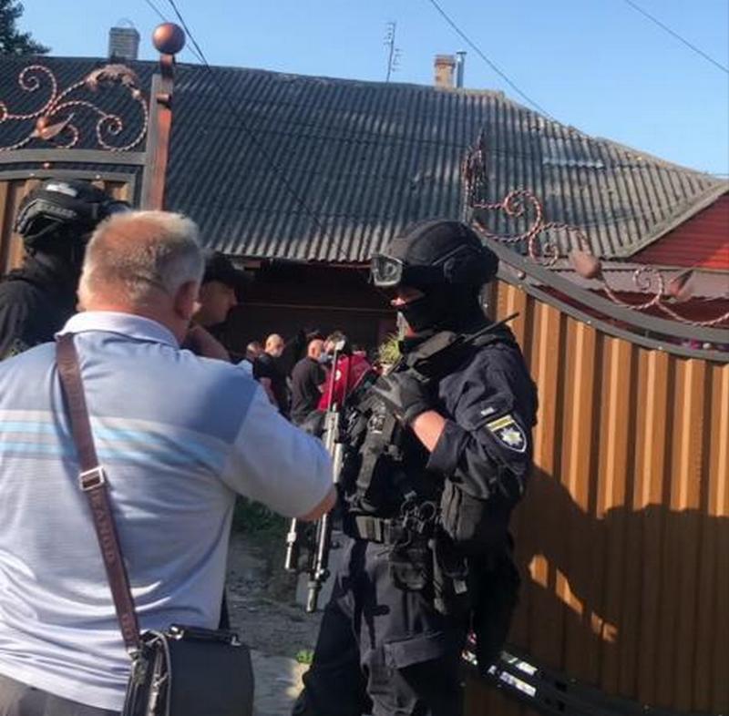 К обыскам привлекли спецназ. dqxikeidqxidqrant