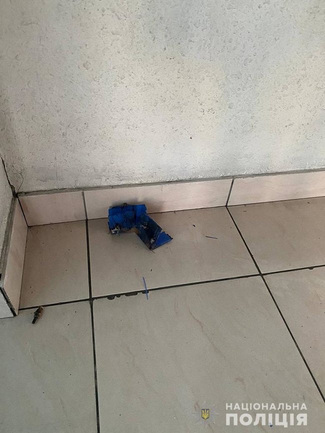 На Оболони в Киеве взорвался почтомат: взрывчатка находилась в одном из ящиков 03 На Оболони в Киеве взорвался почтомат: взрывчатка находилась в одном из ящиков 03