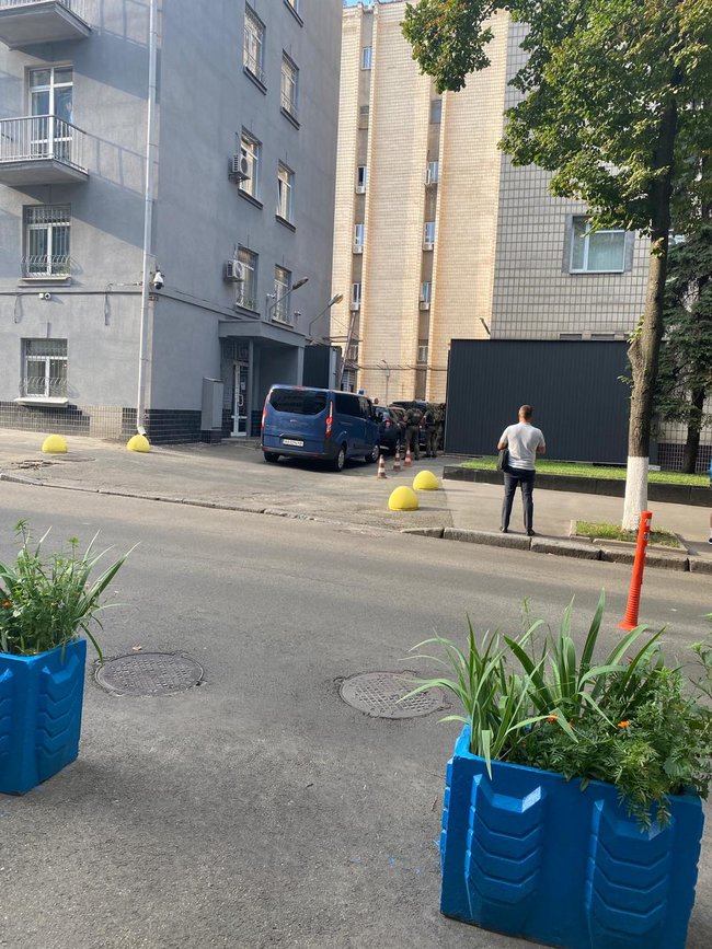 НАБУ пытается задержать находящегося в руках СБУ Чауса 02 dqxikeidqxidqrant