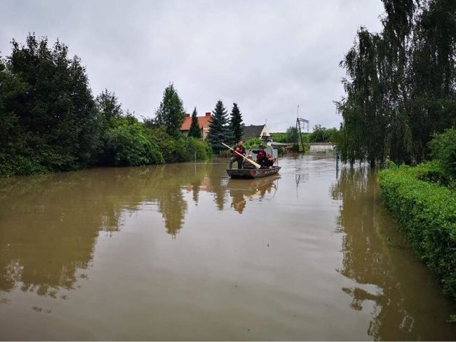 Польшу затопило: в стране прошли сильные ливни 05